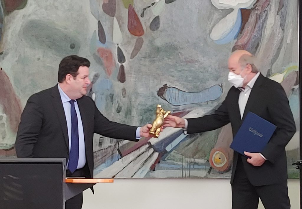 Ehrung von Karl-Heinz Saes durch Bundesminister Hubertus Heil im BAMS